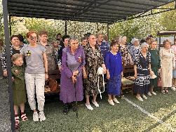 Нельзя забыть весенний этот день Нельзя забыть весенний этот день
